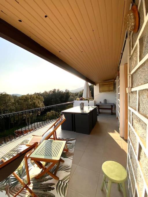 Maison De Village En Granite Porto-Vecchio (Corsica)